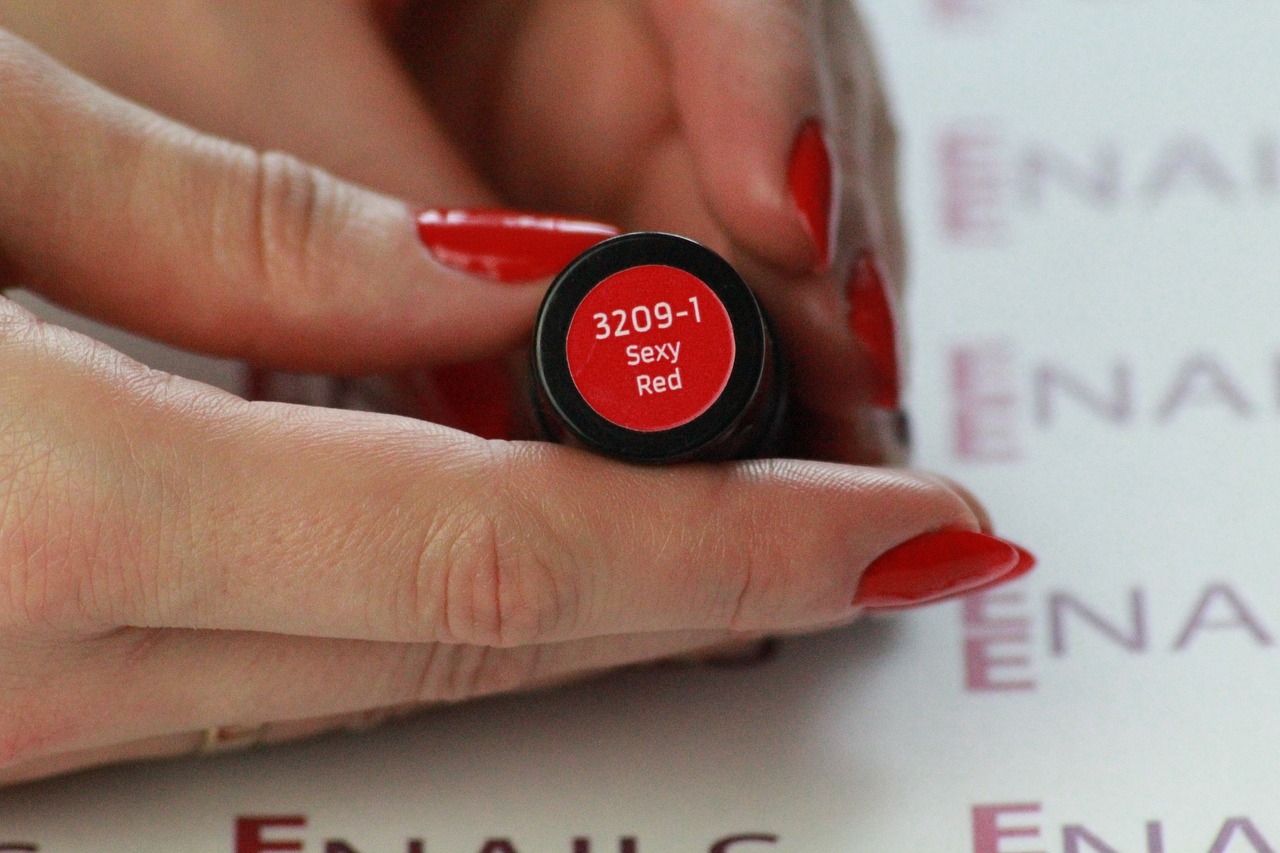 jak można zrobić paznokcie