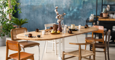 MÅNE OVAL - rozkładany stół dla 6 osób, SFD Furniture Design
